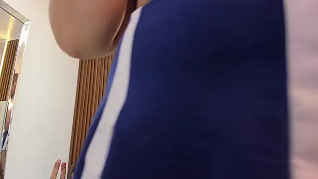 MADISON ROWAN1 online show from 4, 12, 2025