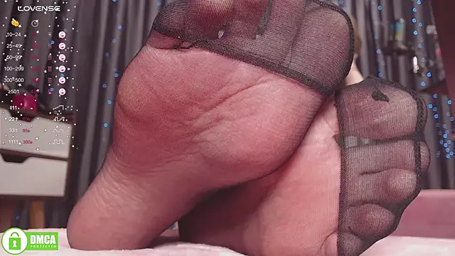 WendyyEmily online show from 28, 2, 2025