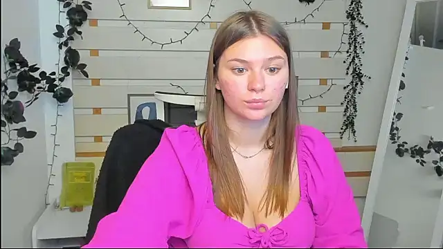 Snapshot of Josephine_Kiss chatting on 6, 5, 2026 Josephine Kiss online show from 6, 5, 2026