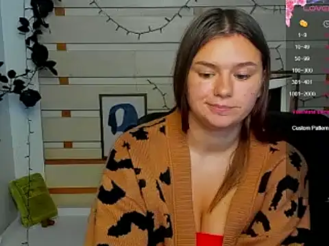 Josephine Kiss online show from 6, 7, 2026