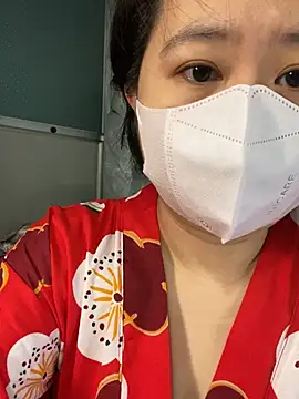 Snapshot of ninini92 chatting on 31, 12, 2024 ninini92 online show from 31, 12, 2024