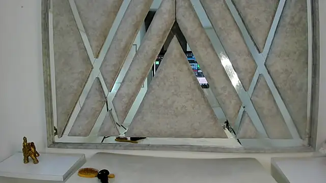 Danna 777  online show from 18, 2, 2025