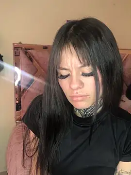 Tifanny Sweett online show from 7, 4, 2026