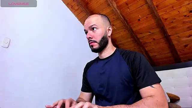 Tom Bailey online show from 14, 4, 2026