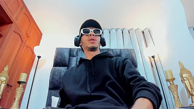 TomyMosterCock online show from 19, 1, 2025