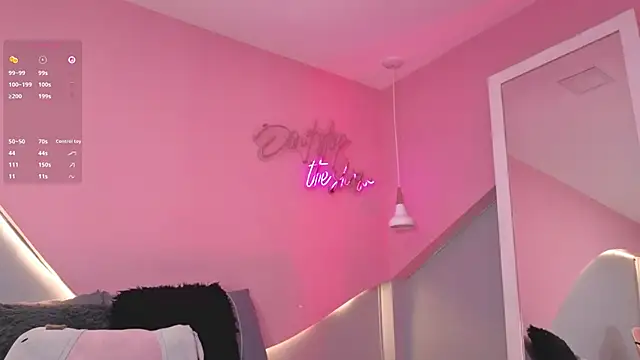 Snapshot of AllisonRoberts_ chatting on 7, 4, 2026 AllisonRoberts online show from 7, 4, 2026