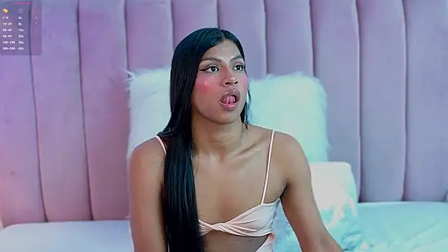KimberlyCutee online show from 25, 6, 2026