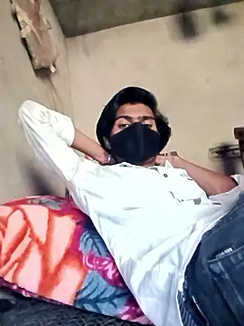 Snapshot of Yasha_14C_Creator chatting on 13, 11, 2025 Yasha 14C Creator online show from 13, 11, 2025