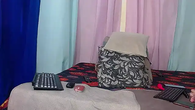 Snapshot of Karina_Molina chatting on 11, 7, 2026 Karina Molina online show from 11, 7, 2026