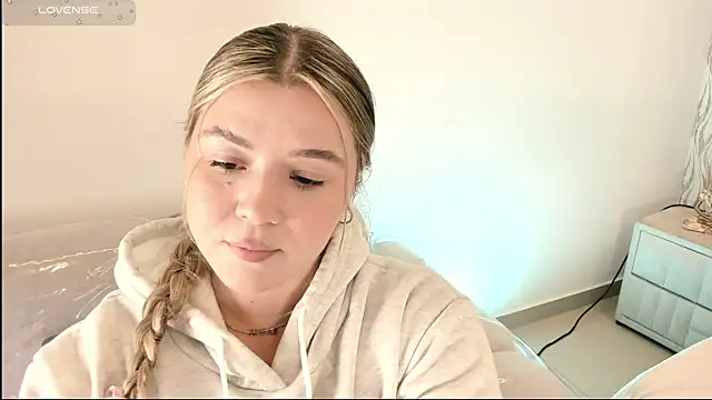 Snapshot of 1m_dalhia chatting on 13, 7, 2026 1m dalhia online show from 13, 7, 2026