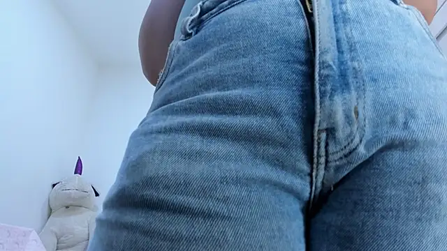 Amelia Debora Antonella online show from 28, 3, 2026