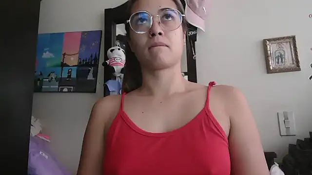 Snapshot of trianabell chatting on 22, 3, 2026 trianabell online show from 22, 3, 2026