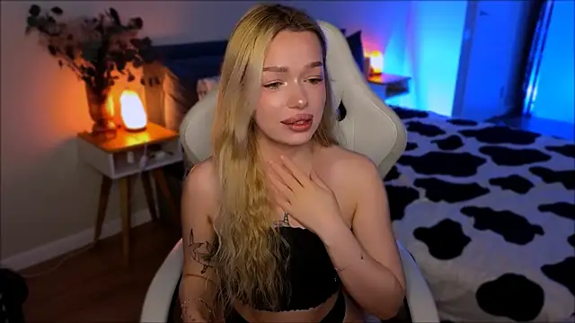 Lily Yin online show from 5, 7, 2026