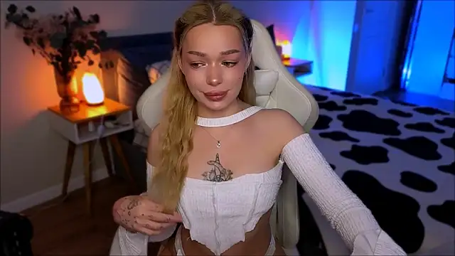 Lily Yin online show from 6, 7, 2026