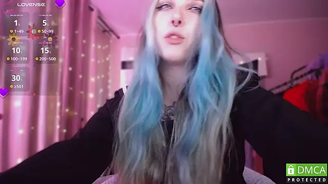 Snapshot of JustMeowGirl chatting on 24, 4, 2026 JustMeowGirl online show from 24, 4, 2026