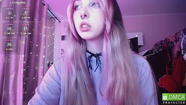 Snapshot of JustMeowGirl chatting on 24, 5, 2026 JustMeowGirl online show from 24, 5, 2026