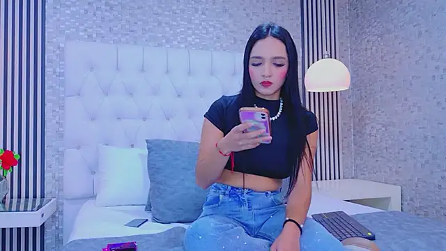 Snapshot of MiaSweeths chatting on 20, 2, 2026 MiaSweeths online show from 20, 2, 2026