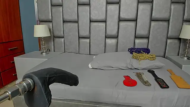 Foxy Assh  online show from 22, 10, 2025