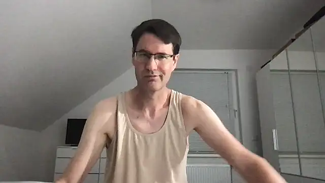 zxzx cam1 online show from 10, 9, 2025