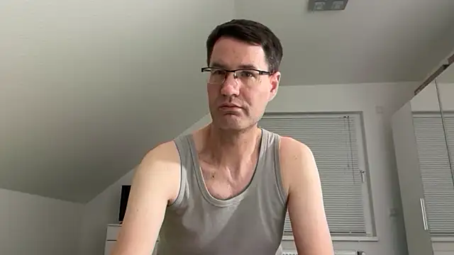 Snapshot of zxzx_cam1 chatting on 6, 2, 2026 zxzx cam1 online show from 6, 2, 2026