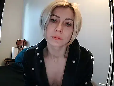 Snapshot of anechka1 chatting on 19, 12, 2024 anechka1 online show from 19, 12, 2024