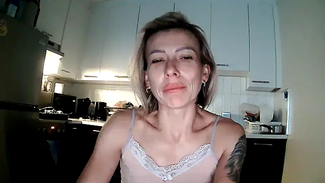 Snapshot of anechka1 chatting on 25, 9, 2025 anechka1 online show from 25, 9, 2025