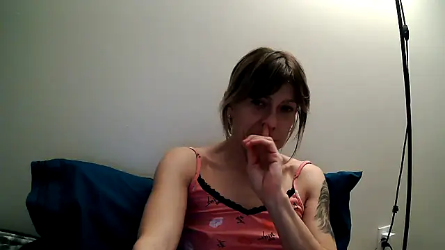 Snapshot of anechka1 chatting on 5, 2, 2026 anechka1 online show from 5, 2, 2026