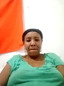 Snapshot of Surreyaa chatting on 10, 12, 2024 Surreyaa online show from 10, 12, 2024