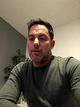 Snapshot of Romain69- chatting on 25, 10, 2025 Romain69- online show from 25, 10, 2025