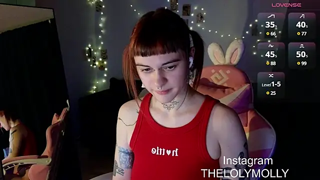 Snapshot of LolyMolli chatting on 9, 3, 2025 LolyMolli online show from 9, 3, 2025