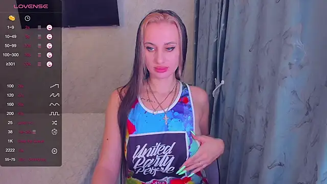 Cherry-Legenda online show from 15, 12, 2024