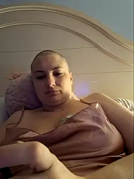 Snapshot of MilfyMrsRobinson chatting on 2, 5, 2026 MilfyMrsRobinson online show from 2, 5, 2026