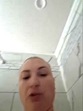 Snapshot of MilfyMrsRobinson chatting on 8, 5, 2026 MilfyMrsRobinson online show from 8, 5, 2026