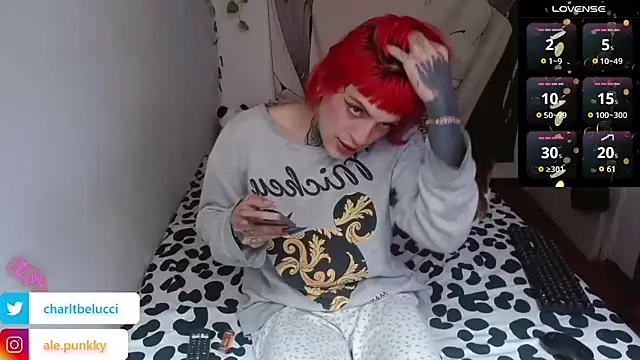 Snapshot of charlotbelucci_ chatting on 17, 5, 2026 charlotbelucci online show from 17, 5, 2026
