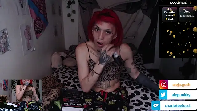 Snapshot of charlotbelucci_ chatting on 27, 7, 2026 charlotbelucci online show from 27, 7, 2026