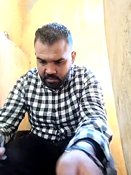 Snapshot of ListedLoin chatting on 20, 2, 2025 ListedLoin online show from 20, 2, 2025