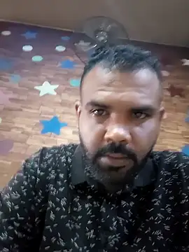 Snapshot of ListedLoin chatting on 3, 10, 2025 ListedLoin online show from 3, 10, 2025