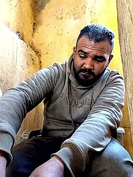 Snapshot of ListedLoin chatting on 18, 1, 2026 ListedLoin online show from 18, 1, 2026