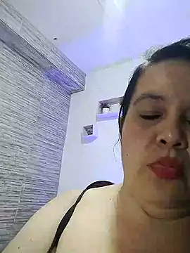 Snapshot of lunanataly chatting on 17, 3, 2025 lunanataly online show from 17, 3, 2025