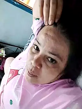 Snapshot of lunanataly chatting on 28, 11, 2025 lunanataly online show from 28, 11, 2025