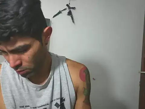 hideonbush051 online show from 25, 2, 2026