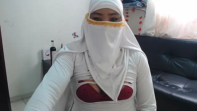 Snapshot of Aaliyah_brown chatting on 20, 12, 2024 Aaliyah brown online show from 20, 12, 2024