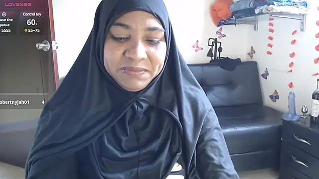 Snapshot of Aaliyah_brown chatting on 17, 2, 2025 Aaliyah brown online show from 17, 2, 2025