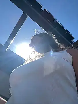 Snapshot of jungleangel chatting on 11, 3, 2025 jungleangel online show from 11, 3, 2025