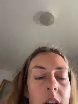 Snapshot of jungleangel chatting on 9, 4, 2026 jungleangel online show from 9, 4, 2026