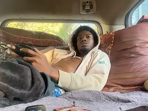 SlimeCrownzOut5 online show from 9, 10, 2025