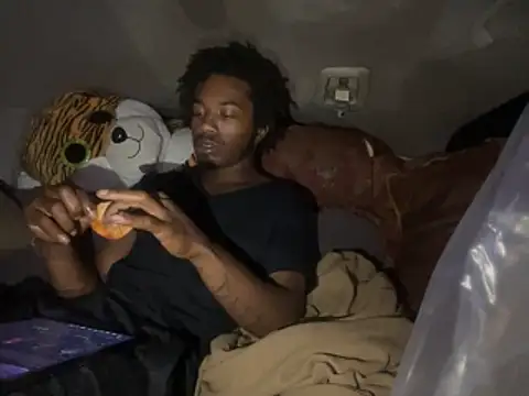 SlimeCrownzOut5 online show from 27, 11, 2025