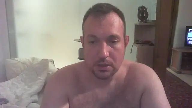 Snapshot of Mike_12hot chatting on 8, 4, 2026 Mike 12hot online show from 8, 4, 2026