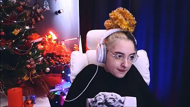 Avi Nile online show from 22, 12, 2024