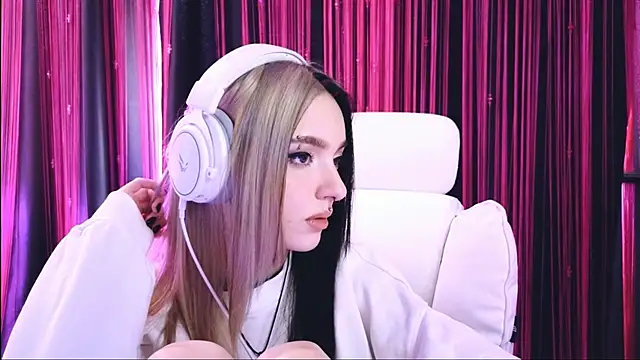 Avi Nile online show from 16, 3, 2025